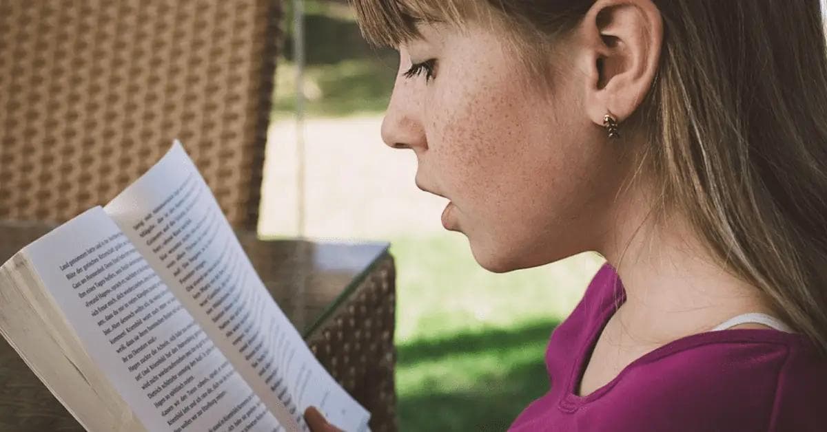 Signs of Dyslexia in 7 Year Olds and How It Looks in Younger and Older Kids