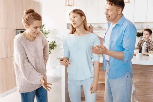 Toxic Parenting What are the Signs of a Toxic Parent
